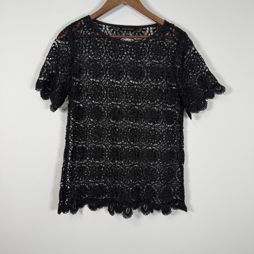 Banana Republic Crochet Floral‎ Top Women's S Black Retro 90s Y2K Casual
